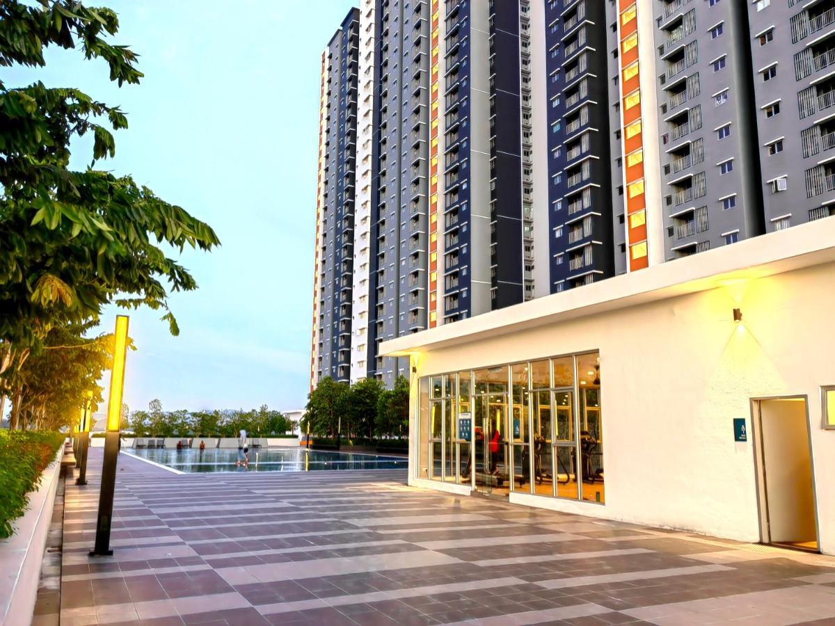 Alanis Residence 7 Pax @ Sepang Klia Kota Warisan Zewnętrze zdjęcie